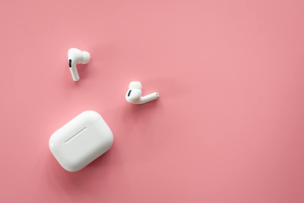 how to clean your airpods